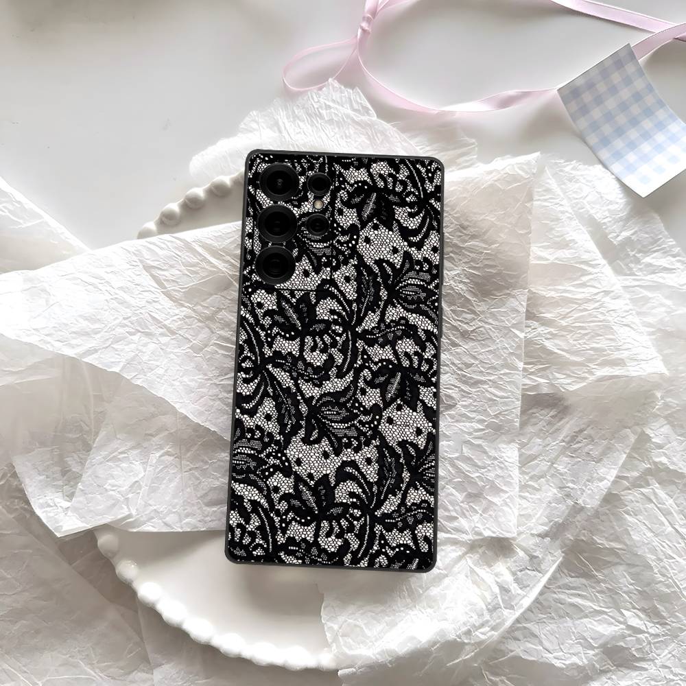 Black Lace Pattern Personalized Mobile Phone Case For Samsung S 24 Fe 25 Ultra Plus 20 Lite 21 30 22 23 24 22 Ultra 5G Fundas