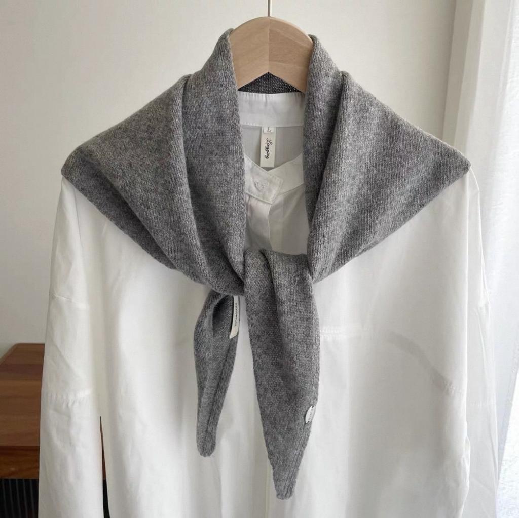 British Korean Triangle Scarf Niche Wool Triangular Scarf Women Headscarf Knitted Scarf Multi-functional Warm Knitted Scarf