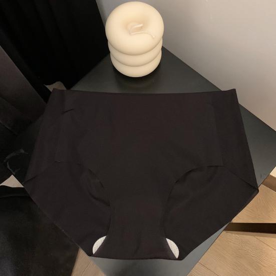 Women's Ultra Thin Ice Silk Underwear Seamless Mid Waist Briefs Quick Drying Breathable Invisible Panties