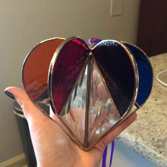 Colorful Heart Sun Catcher 3D Multi-Faceted Heart Hanging Ornament Stained Glass Rainbow Maker Window Decoration for Home Office Balcony Car