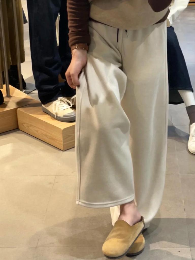 Women's Thick Loose White Winter Sweatpants - Plus Size, Slimming, Drapey Soft Rice Pants for Chubby Girls