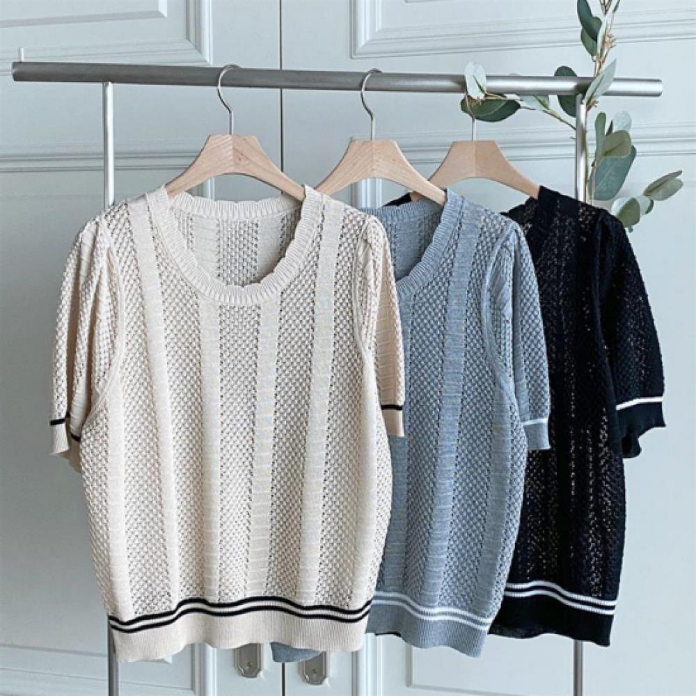 New Arrivals Open Run Women Color Block Punching Design Round Neck Short Sleeve