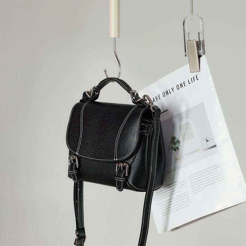 

fashiable luxurious designer flip bag Women s genuine leather mini handbag Ladies 2026 spring/summer commuting shopping bags 19x9x15cm чорний