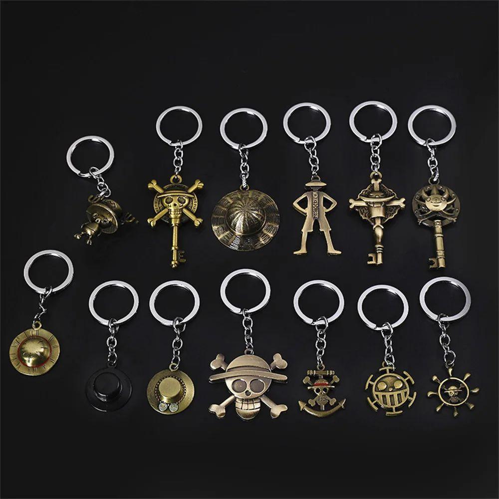 One Piece Metal Keychain Toys Luffy Chopper Anime Pirate Logo Key Ring for Backpack Bag Car Key Accessory Fan Birthday Gifts