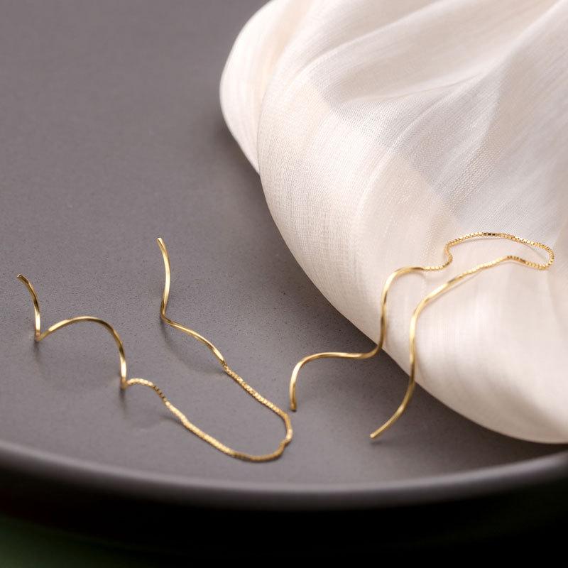 Pendientes Largos Borla Ondulada Earlines Temperamento Retro Francés Decoración Versátil Forma de la Cara de Mujer