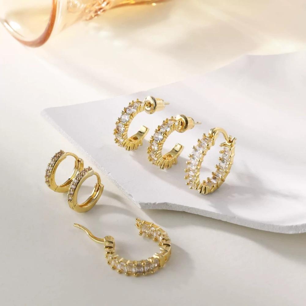 Trendy Gold Color Sparkling Zircon Huggie Stud Earrings for Women Hip-hop Punk Stackable Hoop Earrings Party Daily Wear Jewelry