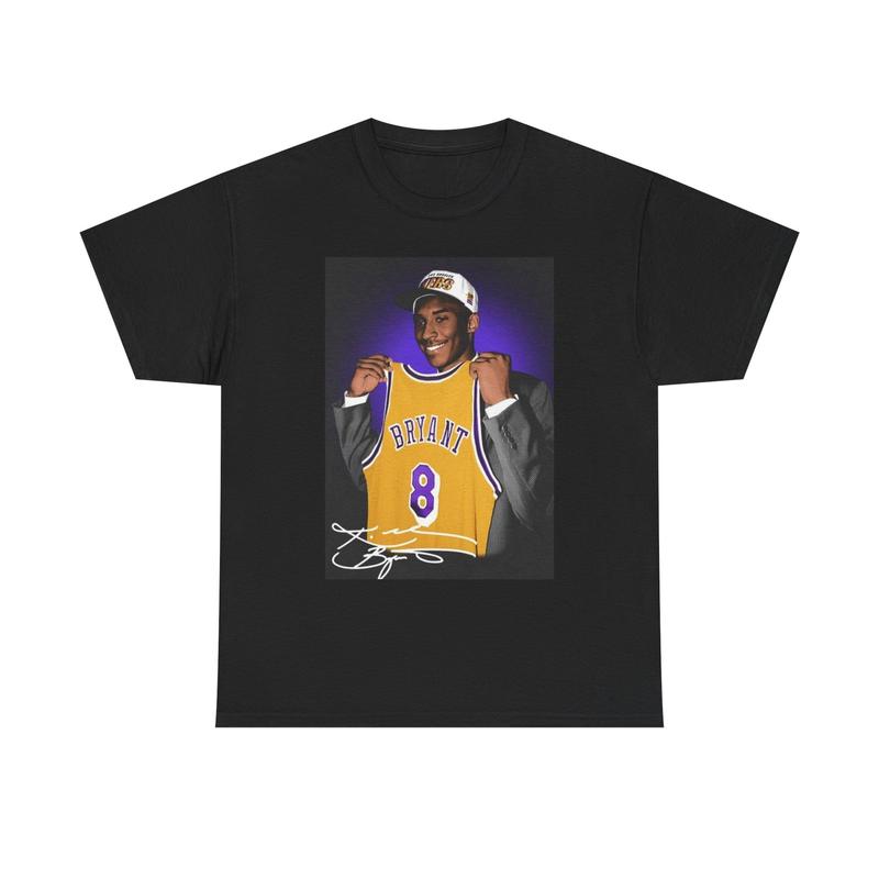 

Kobe Bryant Retro Graphic Tee Los Angeles Lakers Nba Draft Day Unisex T-Shirt XXXL