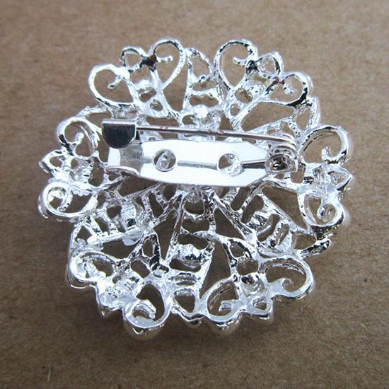 Silver-Plated Alloy Flower Brooch - Korean Style Fashion Lapel Pin B532
