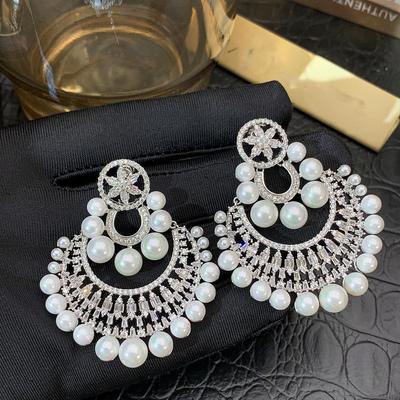 Silbernadel Diamantblume Perlenohrringe: Europäischer & Amerikanischer Stil, Exquisit, Hochwertig, Vielseitige Mode-Ohrstecker für Damen