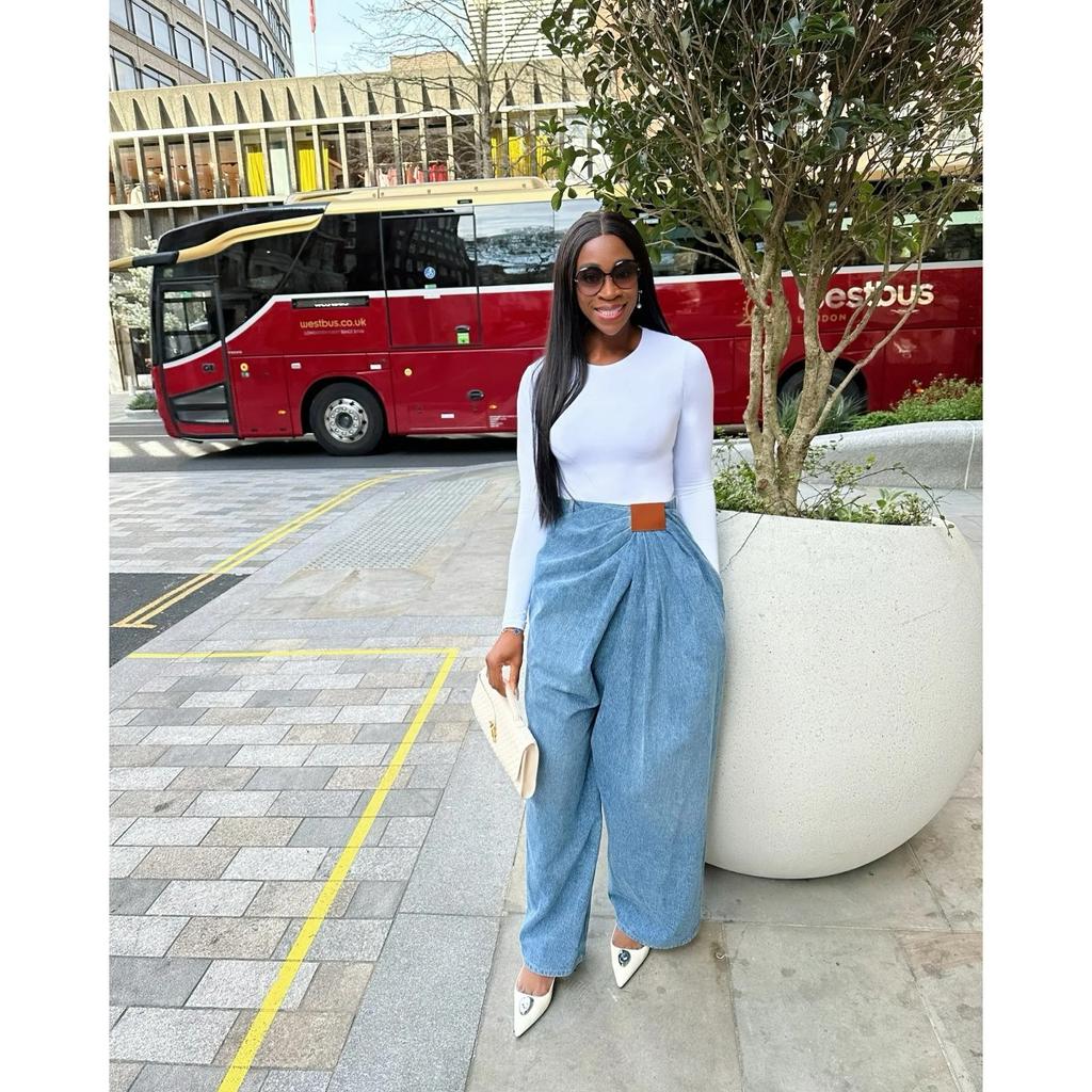 VIONA Women Wide Leg Pants Jeans Washed High Waist Folds Distressed Denims Spring Vintage Female Trousers Streetwear Floor Length