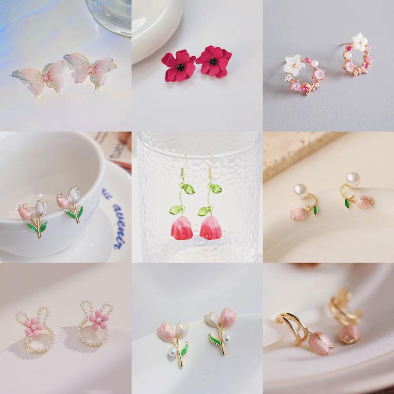 Koreanische rosafarbene Harzblumen-Herz-Ohrstecker - Elegant & Modisch