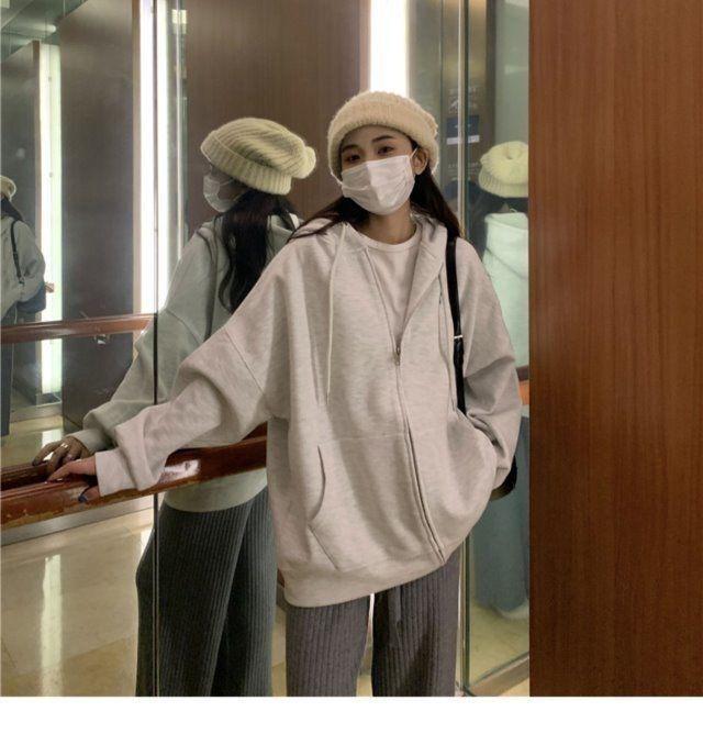 Korean Oversize Hooded Sweatshirt: Long-Sleeved, Loose Fit for Women - Perfect for Spring, Autumn, and Winter. Trendy Japanese Student Style.