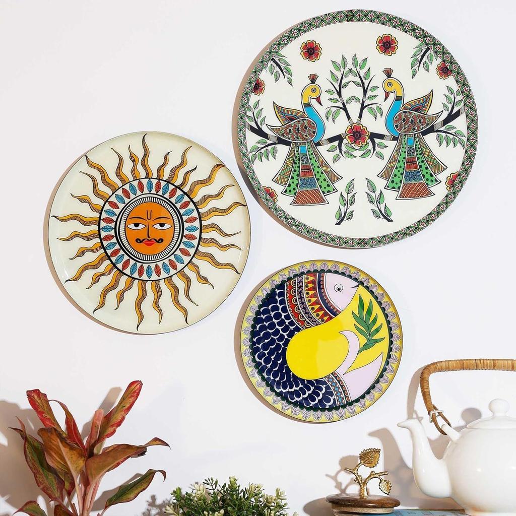 Metal Decorative Wall Plates |  Madhubani Art Design | Living Room Wall Decoration | Décor Items | Gift Items (Multicolour) (Set of 3)