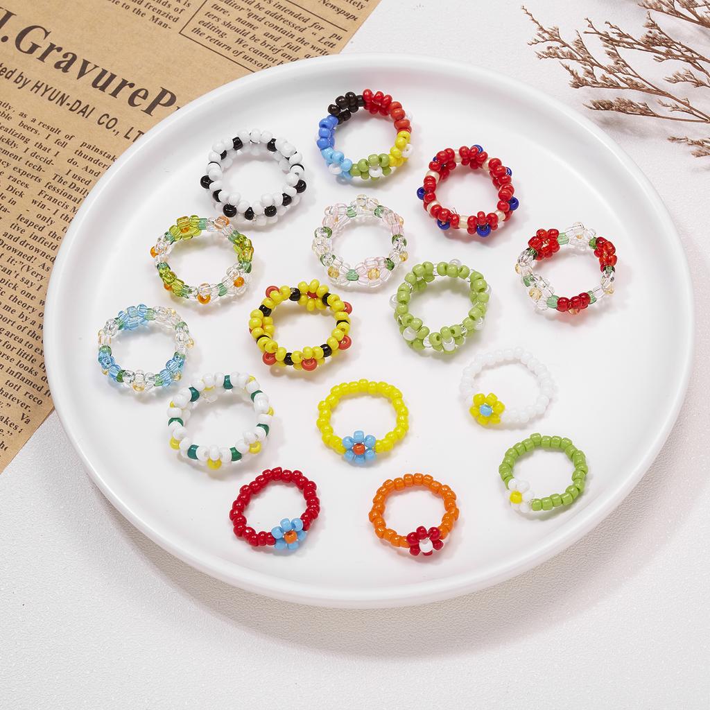 Cute Colorful Flower Finger Ring Rice Beads Elastic Chain Beaded Ring For Women Girls Charm Temperament Jewelry Gift Adjustable