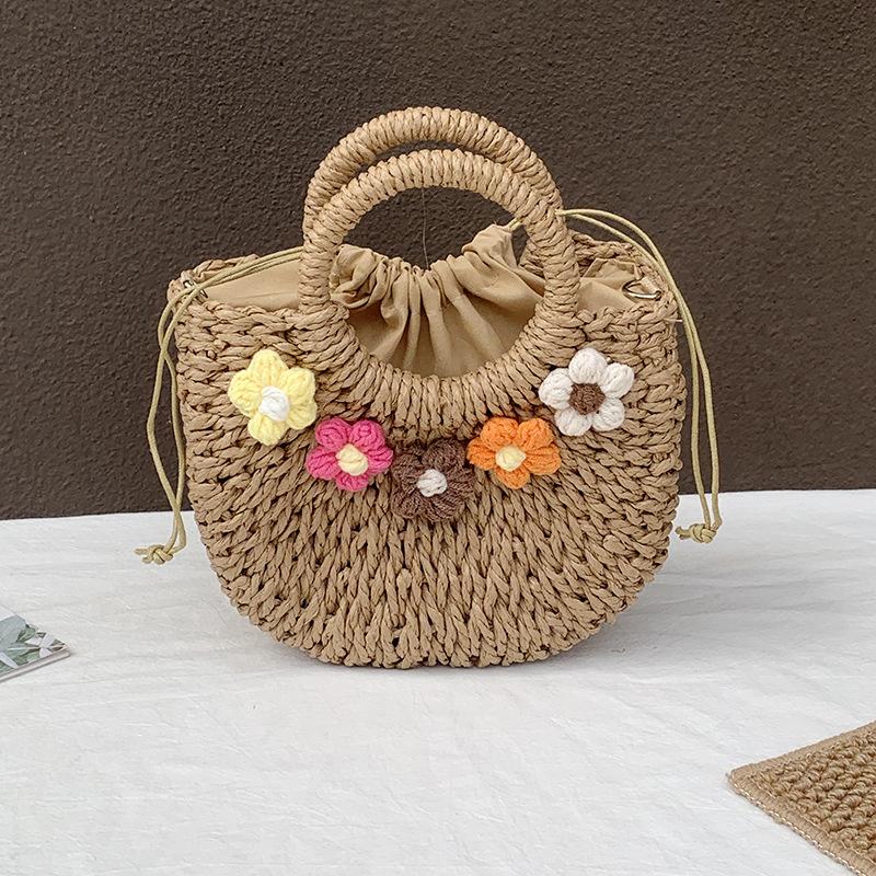 Summer woven bag women's niche design semi-round straw woven bag leisure vacation wind beach bag women's portable messenger bag