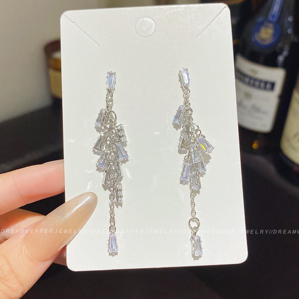 925 Sterling Silver Full Diamond Tassel Earrings – High-End European & American Style, Super Shiny, Luxurious Ear Jewelry for Women.