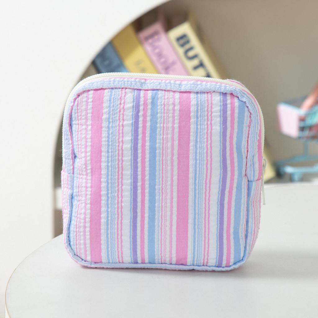 Modern Striped Storage Bag With Multifunctional Organizer For Travel And Makeup Use