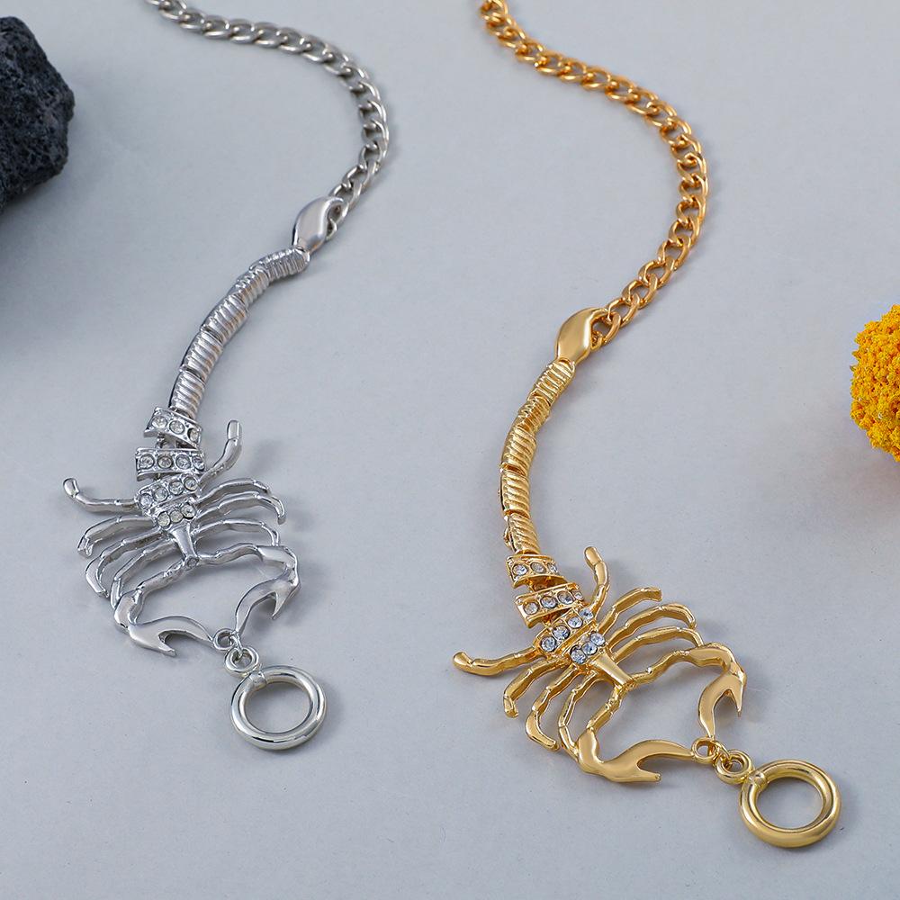 DIEZI Exaggeration Gold Silver Color Rhinestone Scorpion Pendant Necklace for Women Vintage Punk Choker Clavicle Chain Jewelry