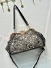 2026 Luxuriösste Neueste Große Farbige Diamant Damen Clip Handtaschen Mode Designer Denim Schmetterlingsschnalle Tragetasche High-End Bankett-Tasche
