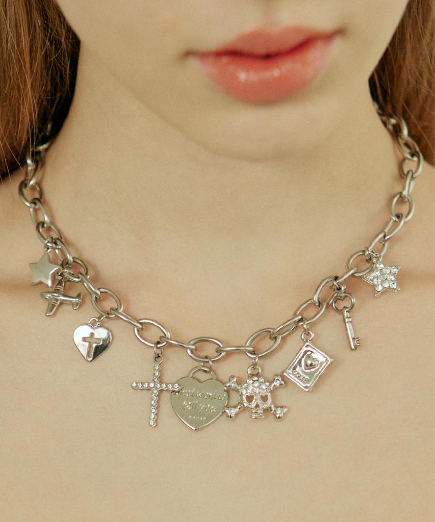 Vvv Funky Mix Bold Chain Surgical Necklace