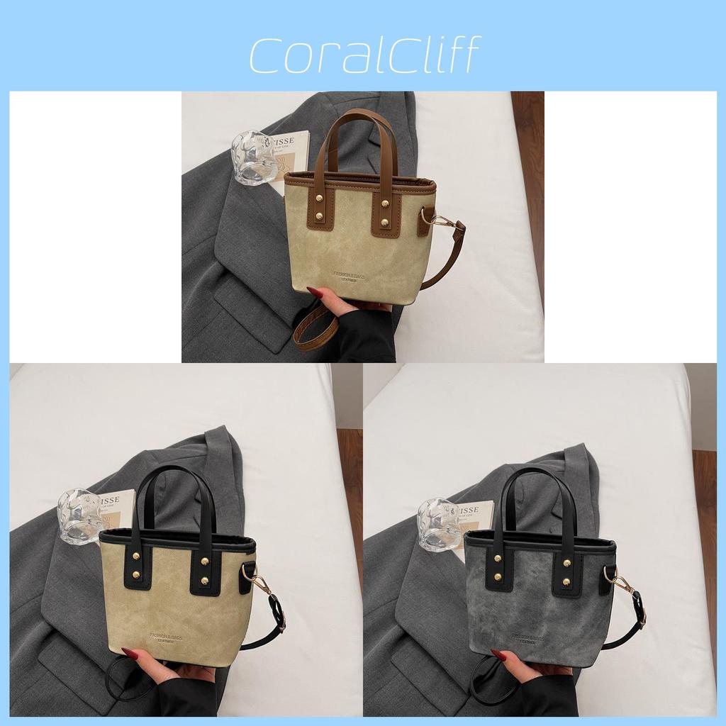 Korean Style Small Water Bucket Bag With Zipper Closure For Street Fashion Look