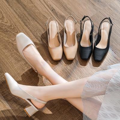 2025 Neue Mittelhohe Absätze High Heels Damenschuhe Französische Baotou Flache Sandalen Damen Sommer Große Grobe Absatzsandalen