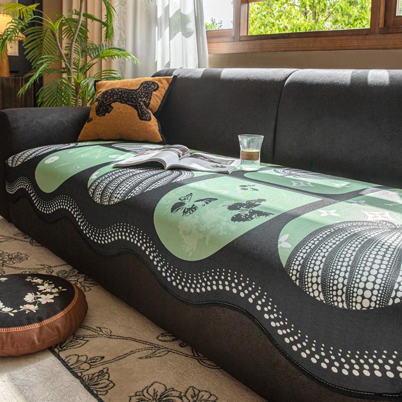

2025 new special-shaped sofa cushion four seasons universal light luxury high-end leather sofa special non-slip cover 90*70cm
