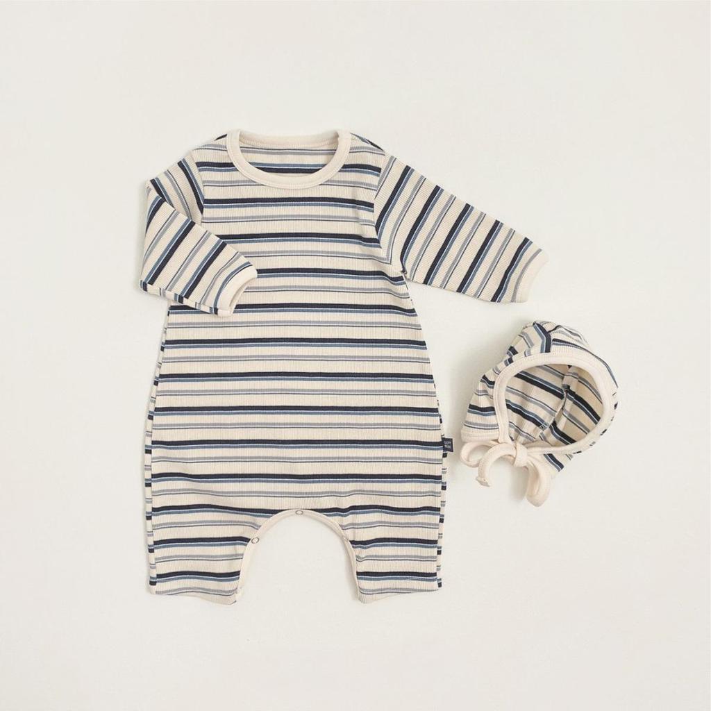 Korean-Style Ribbed Footed Romper: Colorful, Long-Sleeve, Unisex Baby Jumpsuit for Autumn.