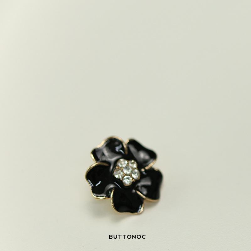 Oil Drop Petals With Rhinestone Buttons Chiffon Sweater Fur Clothes Decorative Buttons Woolen Coat Buttons