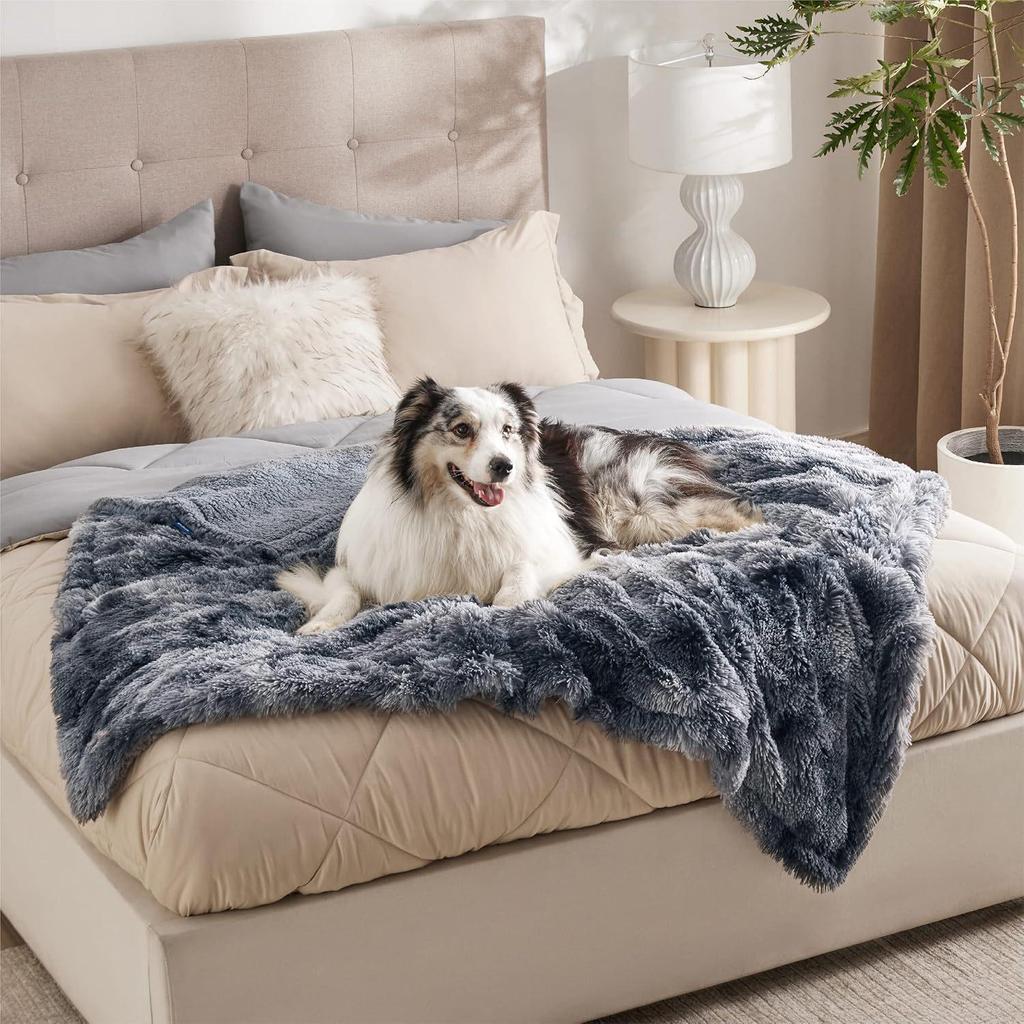 Plush Sherpa Waterproof Fleece Pet Blanket: Thickened Pad for Dogs & Cats