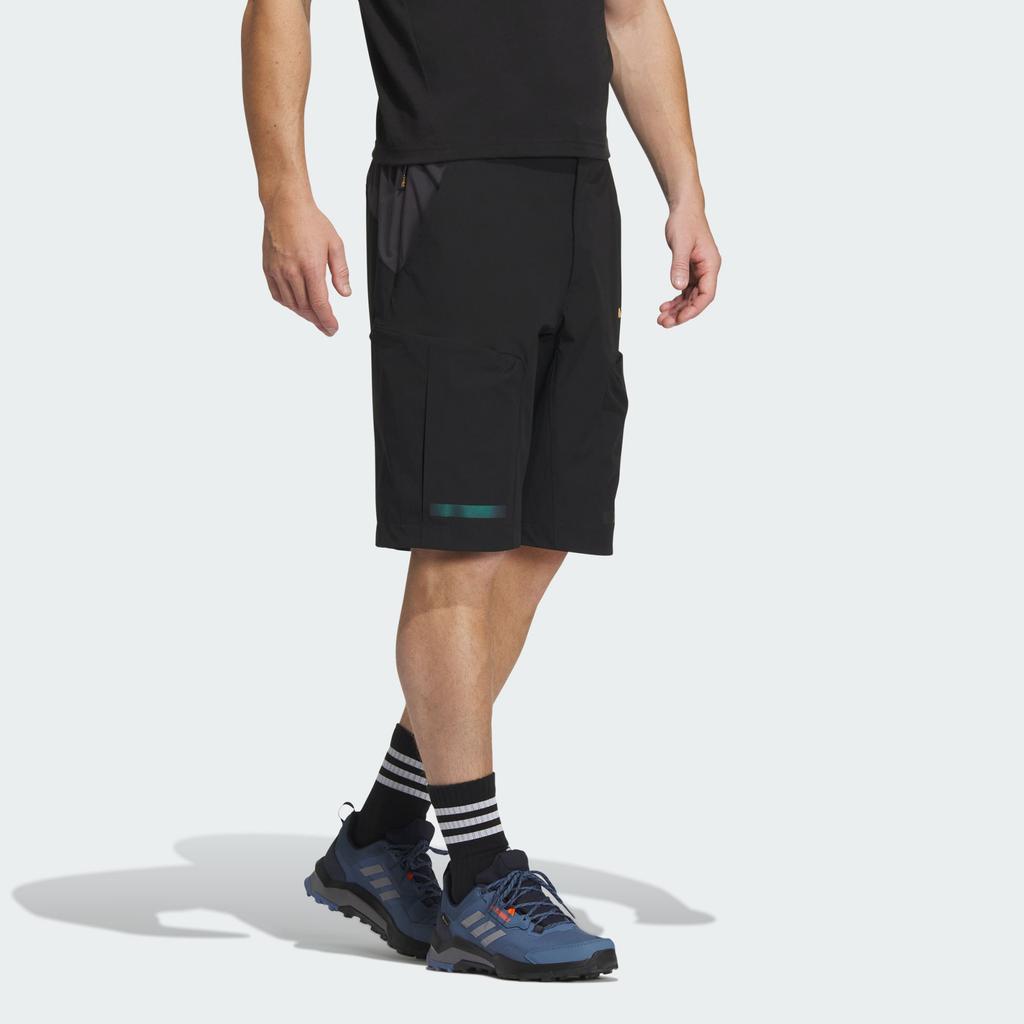 Adidas Color Block Logo Outdoor Sports Shorts Men Shorts IC1965