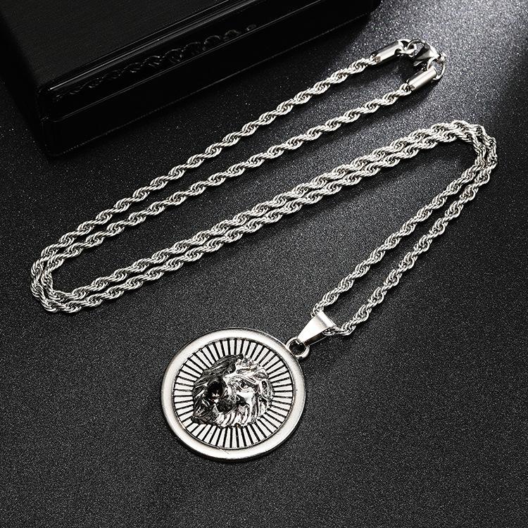 Round Tag Lion Head Three-dimensional Pattern Retro Street Aggressive Titanium Steel Twist Chain Jewelry Pendant Necklace