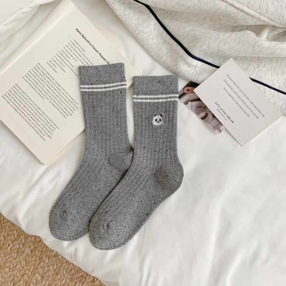Mid-calf Socks with Two Stripes of Spring and Autumn, Sweet Cartoon Embroidery, Animal Dog, Cute Dot-dot Yarn, School-style Dui Dui Socks
