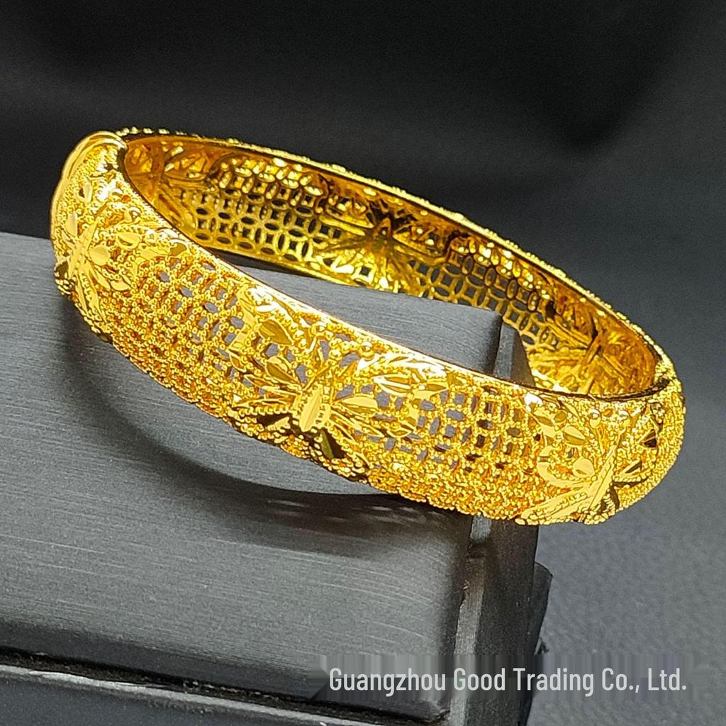 24k Gold Carved Buckle Bracelet: Fade-Resistant Women's Middle East Dubai Jewelry In Vietnamese Sand Gold