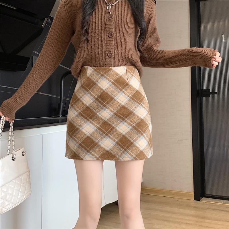 Autumn 2026 Women's Petite Plaid High-Waist Korean Bodycon A-Line Wool Skirt