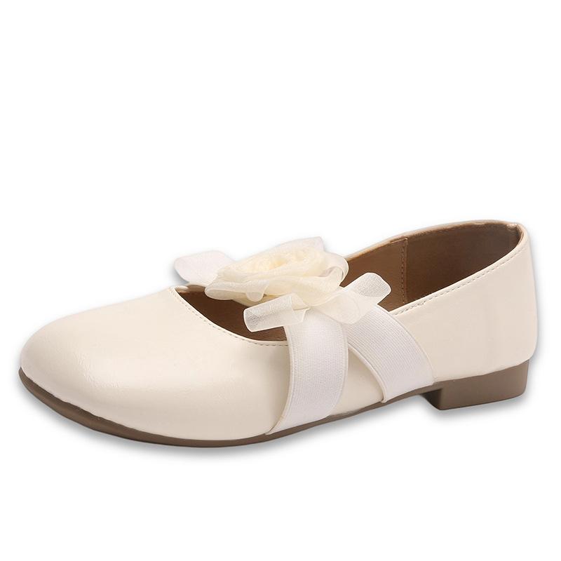 

Camellia ballet single shoes women s 2025 summer new French shallow mouth soft sole outer wear versatile with skirt single shoes 35