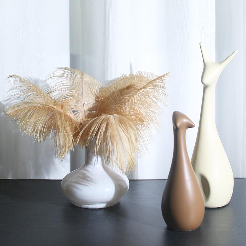 25-30cm Large Ostrich Feather for Wedding Bouquet or Photo Decoration