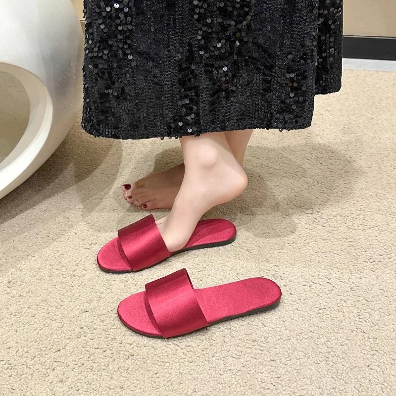 2025 Summer Open Toe Women's Slippers Plus Size Bathroom Slippers Concise Best Seller Light Comfortable Flat Slippers