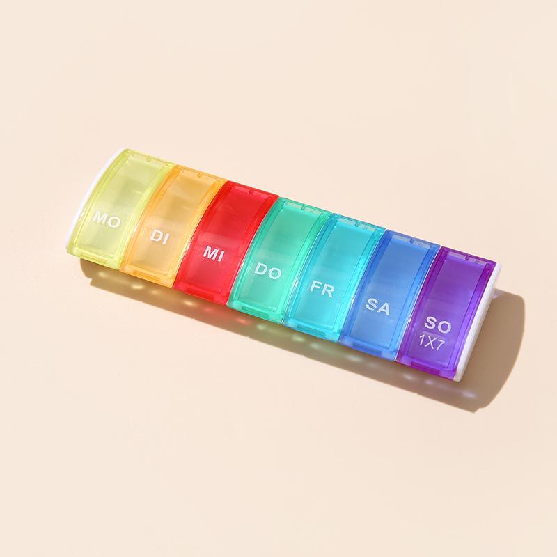 

7-Compartment Pill Organizer, Portable Multicolor Weekly Medicine Box with Labels 13.6*4.8*1.9 cm