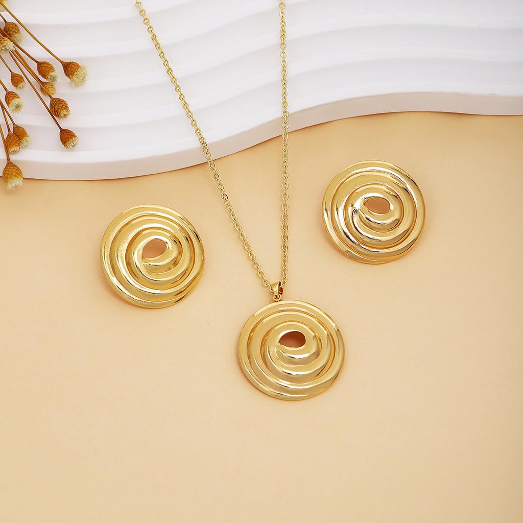 Peach Heart Spiral Leaf Irregular Earrings Necklace, Light Luxury High-End Metal Style Fashion Temperament Suit