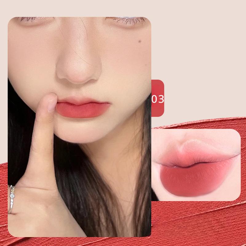 HEY.YUE Air Soft Matte Velvet Whitening Rtěnka je přirozeně nelepivá a není snadné ji přilnout k bahnu na rty