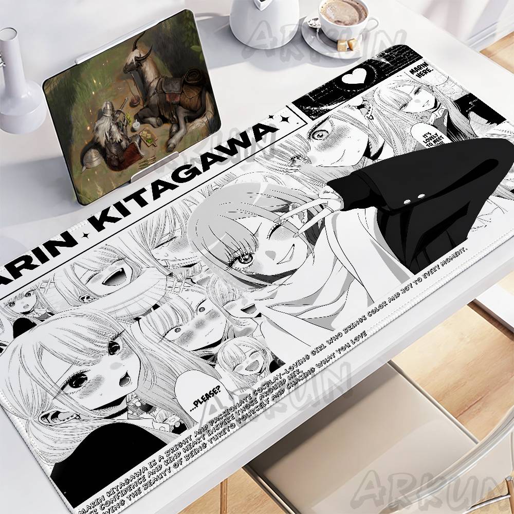 Süßes Mädchen Marin Kitagawa My Dress Up Manga Mauspads Schwarz Weiß Manga Collage Anime Schreibtischmatte Rutschfeste Gummi Gaming-Mauspads