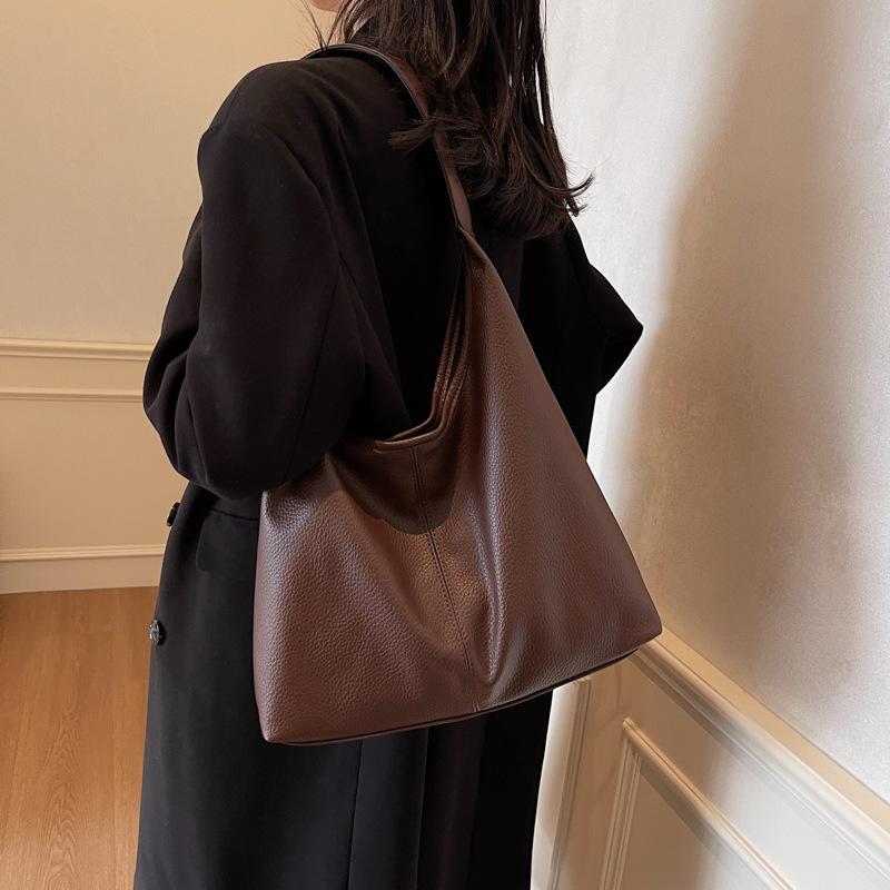Textured Mother and Child Bag Women's Bag 2025 New Shoulder Large Capacity Underarm Bag Messenger Bag
