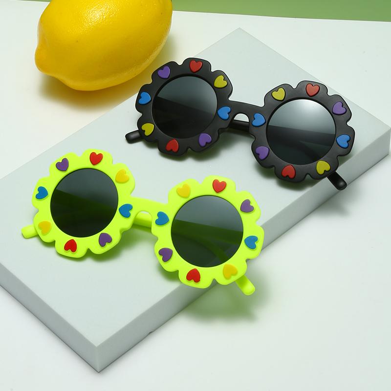 Kids Round Flower Sun Glasses Cute Daisy Sunglasses Outdoor Sun Protection Shades Fashion Funny Party Eyewear for Children
