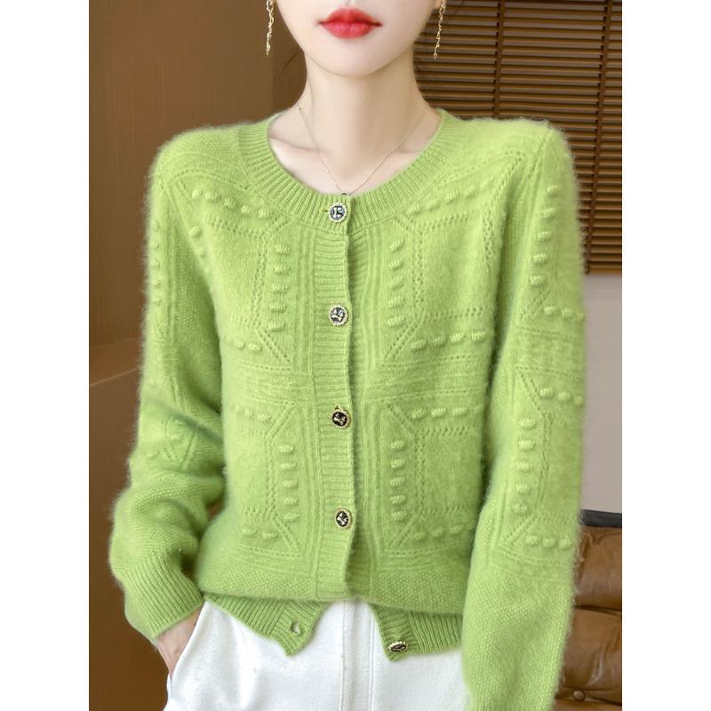 Autumn and Winter New Crew Neck Cardigan Women's Fashion Age-reducing Sweater Top Coat