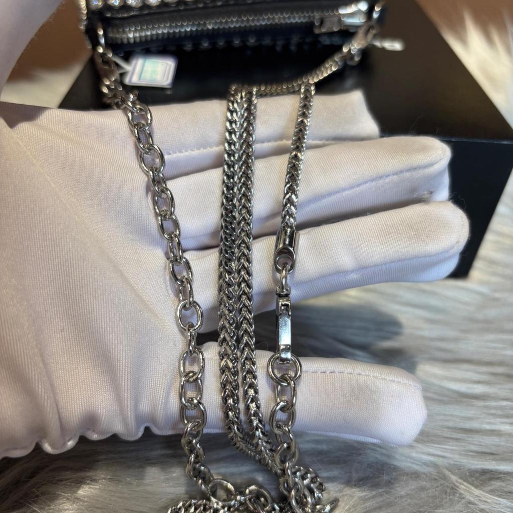 [Pre-Owned] Wangloc Chain Detachable Rhinestone Shoulder Crossbody Bag - Excellent #BAD1JK