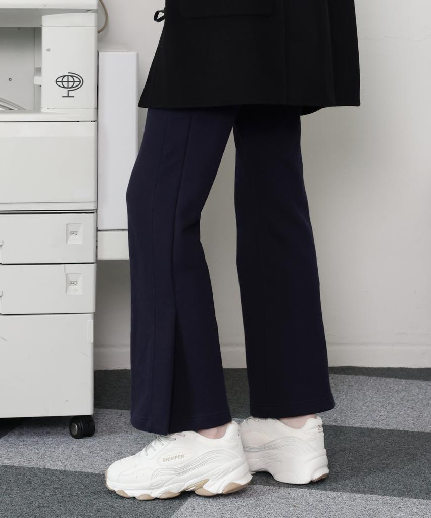 Leobiseuteu Cashmere Track Pants_Navy