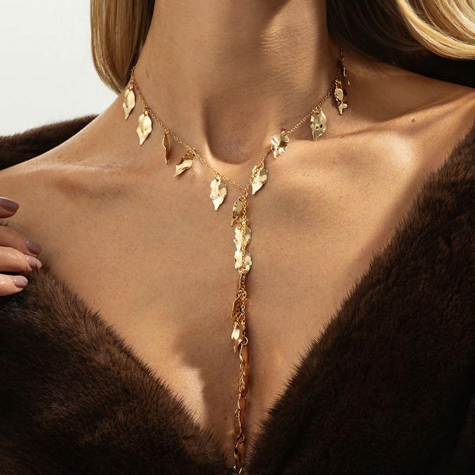 

Ingemark Elegant Sexy Irregular Texture Leaf Long Pendant Choker Necklace for Women Trendy Simple Metal Neck Chain New Jewelry