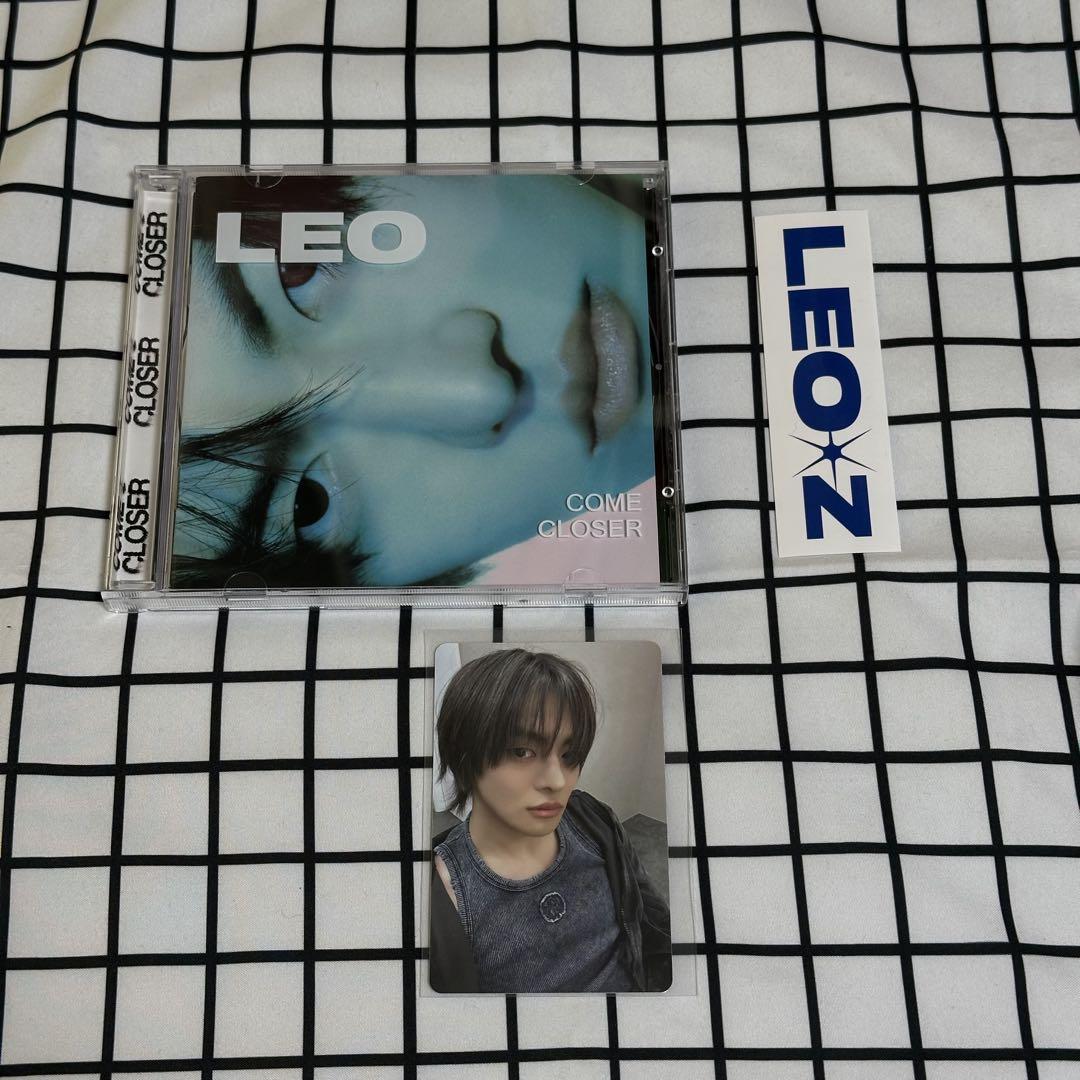 

[USED] LEO COME CLOSER Album Trading Card Sticker