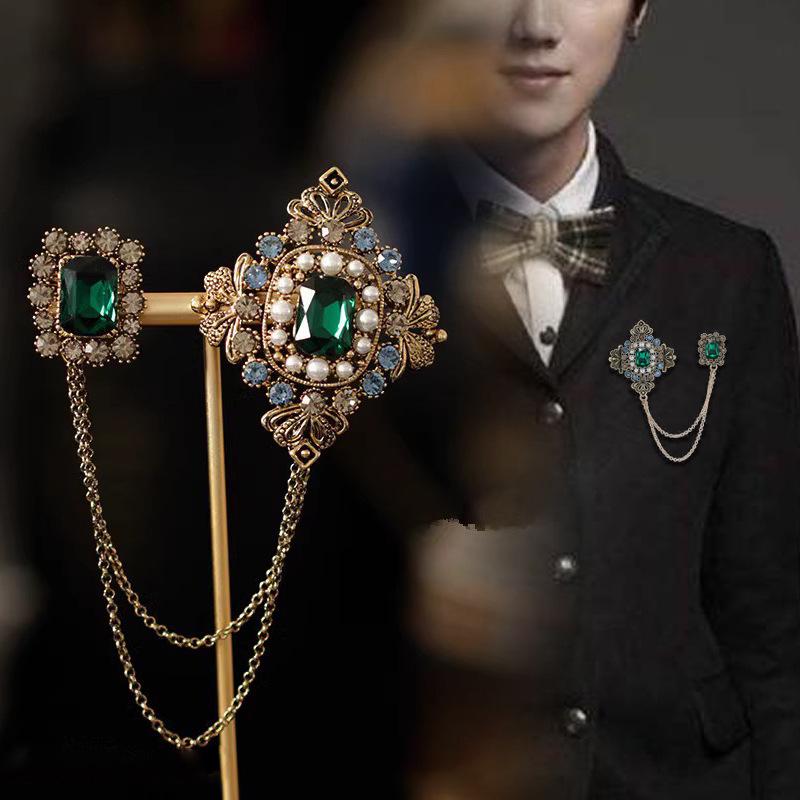 High-End Brosche im Hofstil für Damenkorsagen und Herrenanzüge – Retro-Schnalle Kleidungsaccessoire